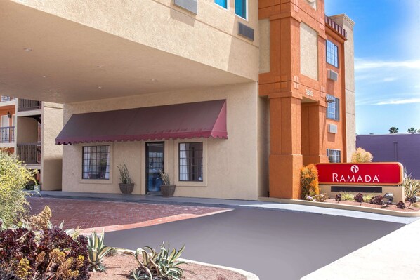 Welcome to Ramada, where a beautiful entrance sets the tone for a great stay.