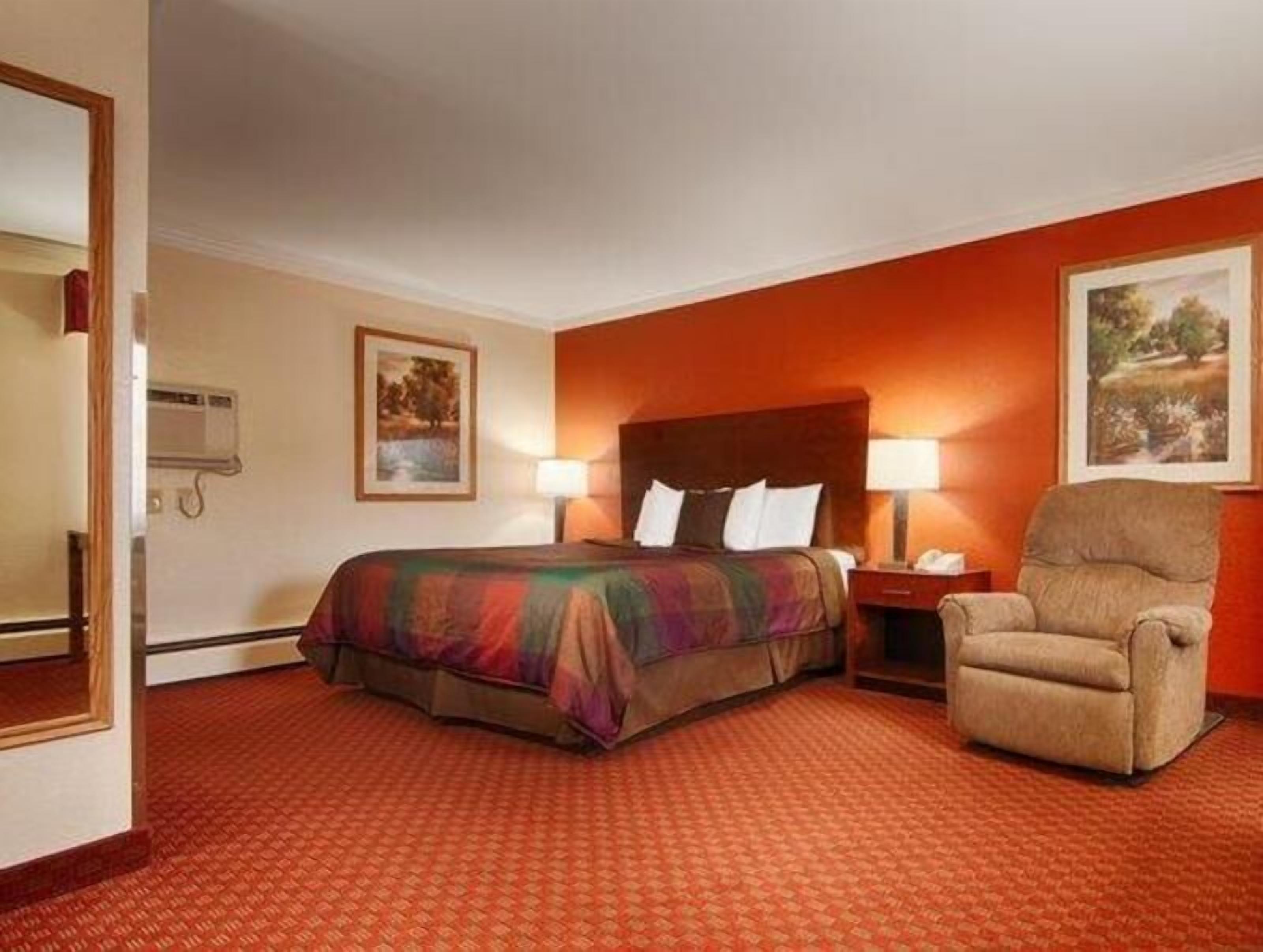 In-room safe, blackout drapes, iron/ironing board