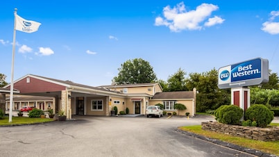 New Englander Inn Bennington