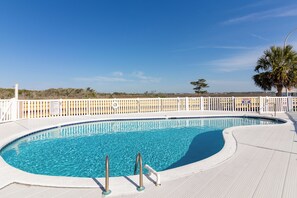 Outdoor pool, pool umbrellas, sun loungers