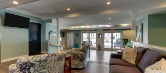 Palm Suites