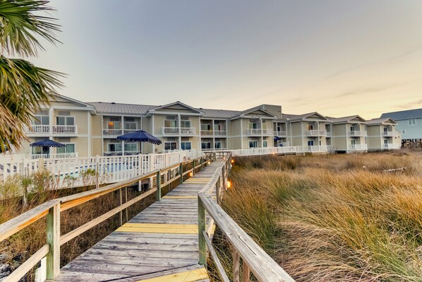 Property grounds - Palm Suites (Atlantic Beach)