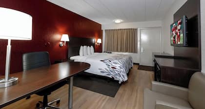 Red Roof Inn Detroit - Farmington Hills
