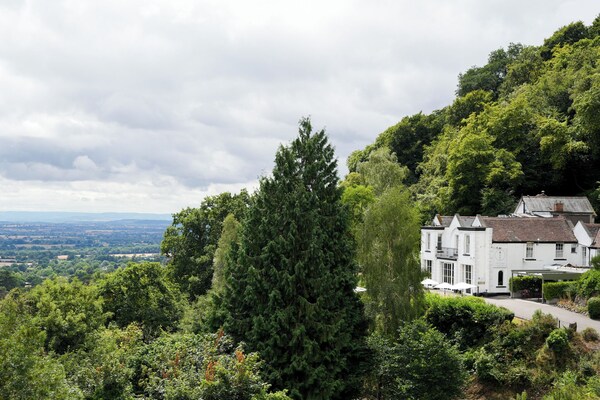 The Cottage In The Wood - Malvern Hills
