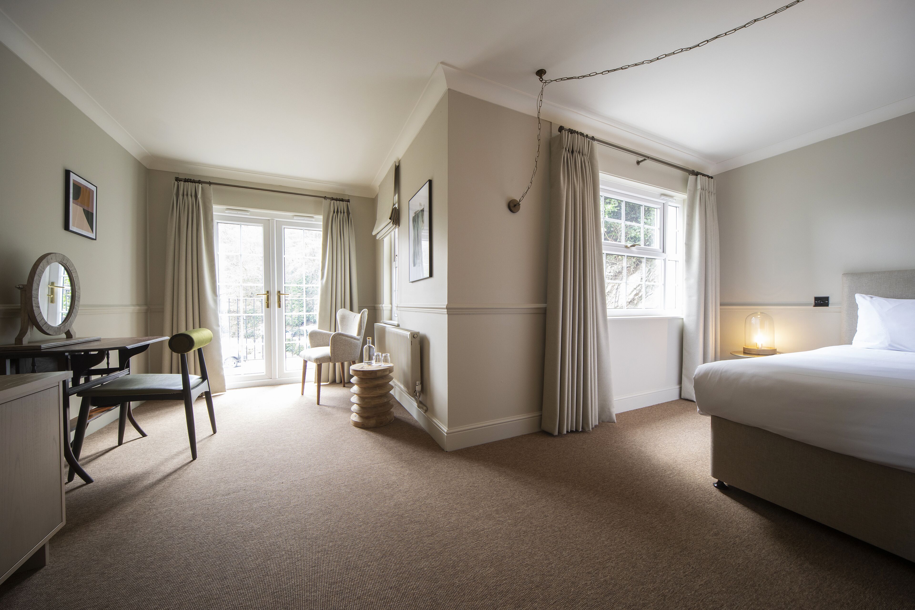 grand double room, 1 double bed | hypo-allergenic bedding, in-room safe, iron/ironing board, free wifi