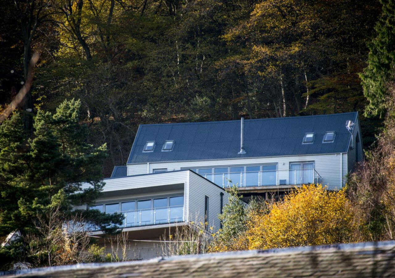 hypo-allergenic bedding, in-room safe, iron/ironing board, free wifi