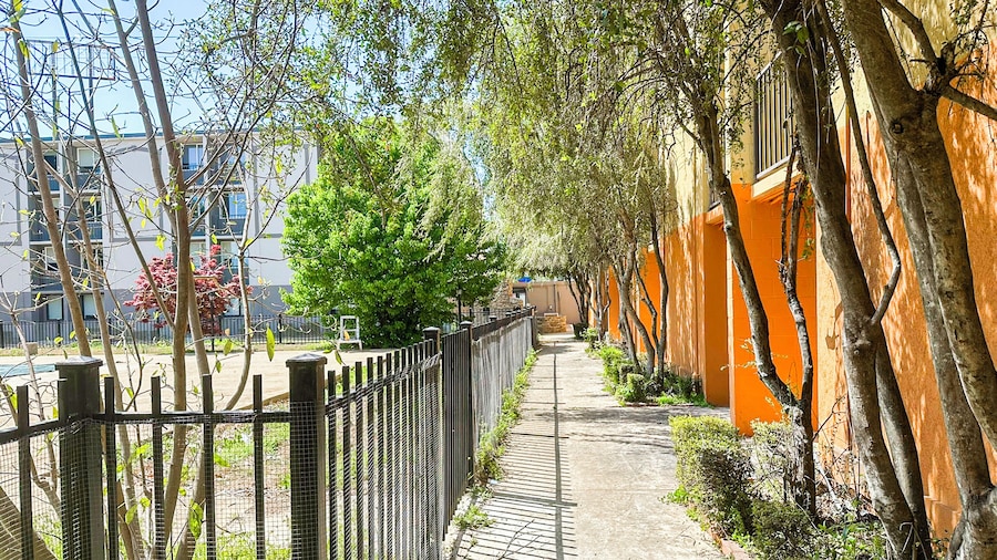 Jackson Hotel & Convention Center