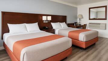 Standaard kamer, 2 queensize bedden, niet-roken, koelkast en magnetron | Luxe beddengoed, individueel gedecoreerd, individueel gemeubileerd