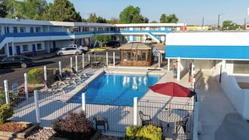 Piscina stagionale all'aperto