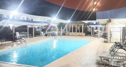 Motel 6 Canon City, CO