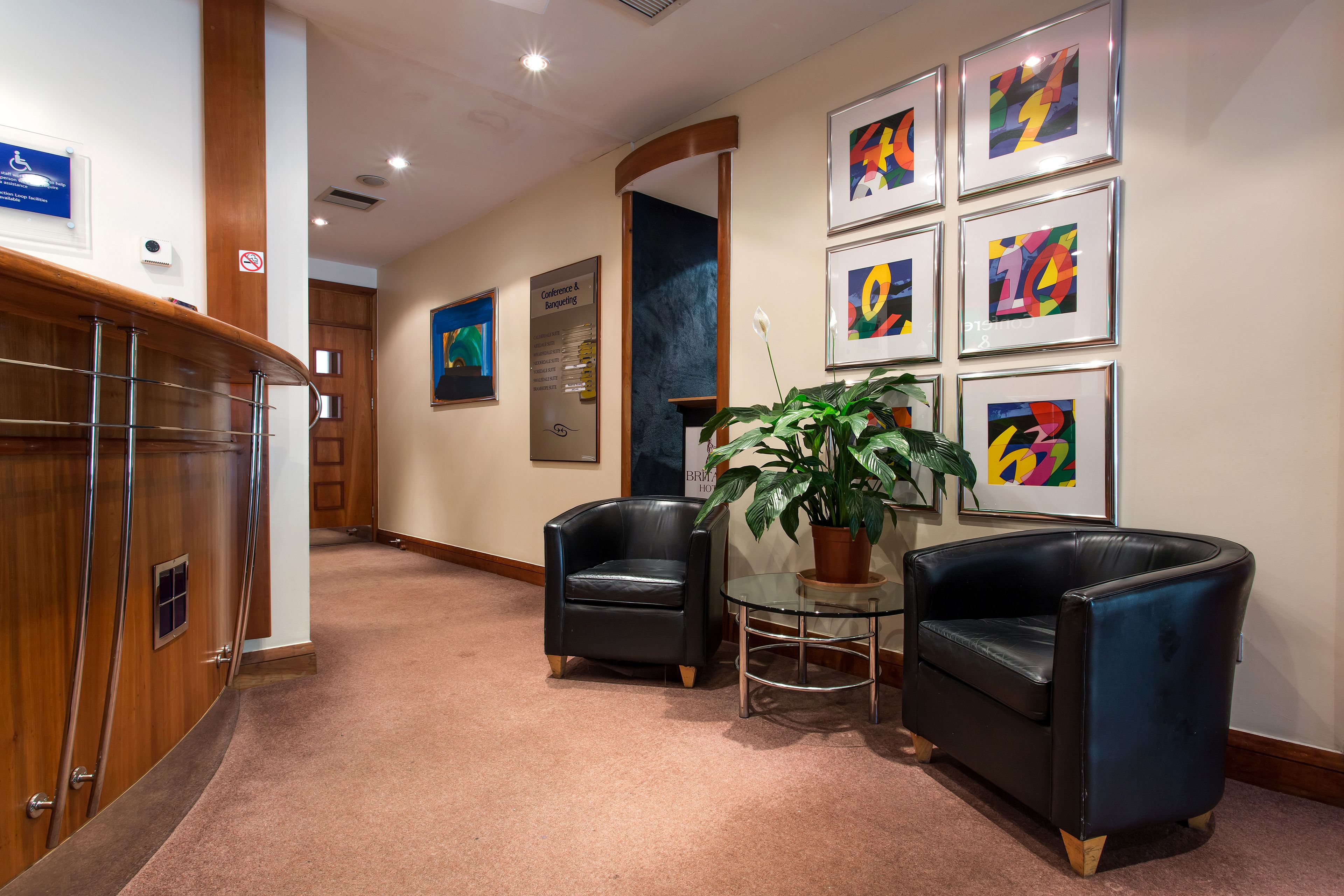 Foto - Britannia Leeds Bradford Airport