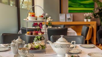 Se sirven desayunos, comidas y cenas