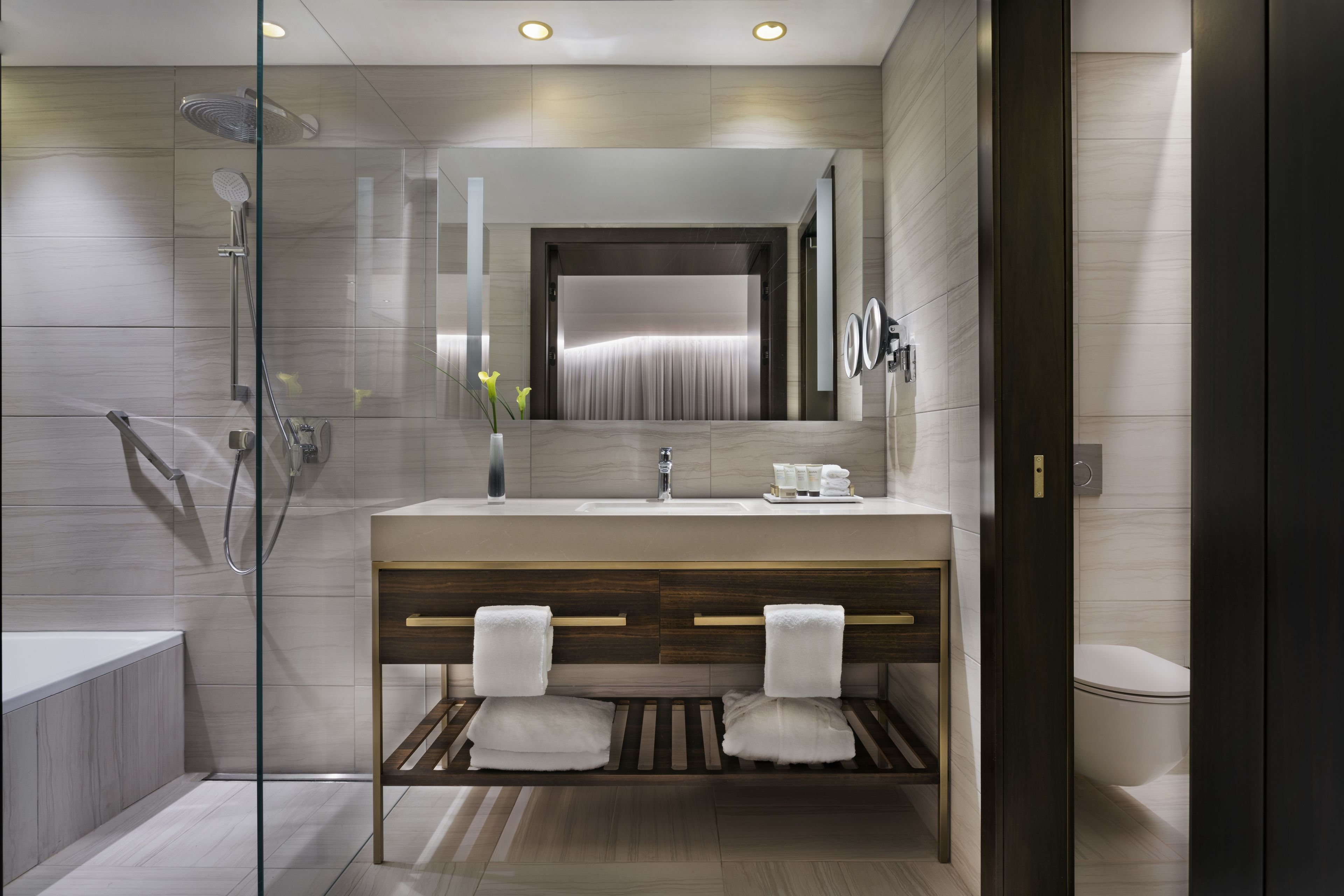 grand premium (old city view) | bathroom | free toiletries, hair dryer, bathrobes, slippers