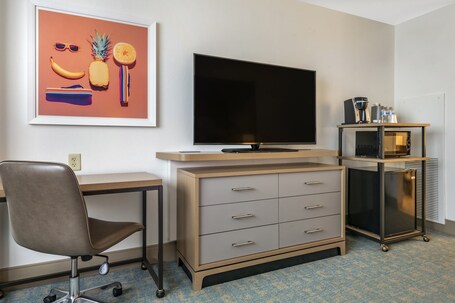 Holiday Inn Orlando Disney Springs Area, an IHG Hotel - Image 75