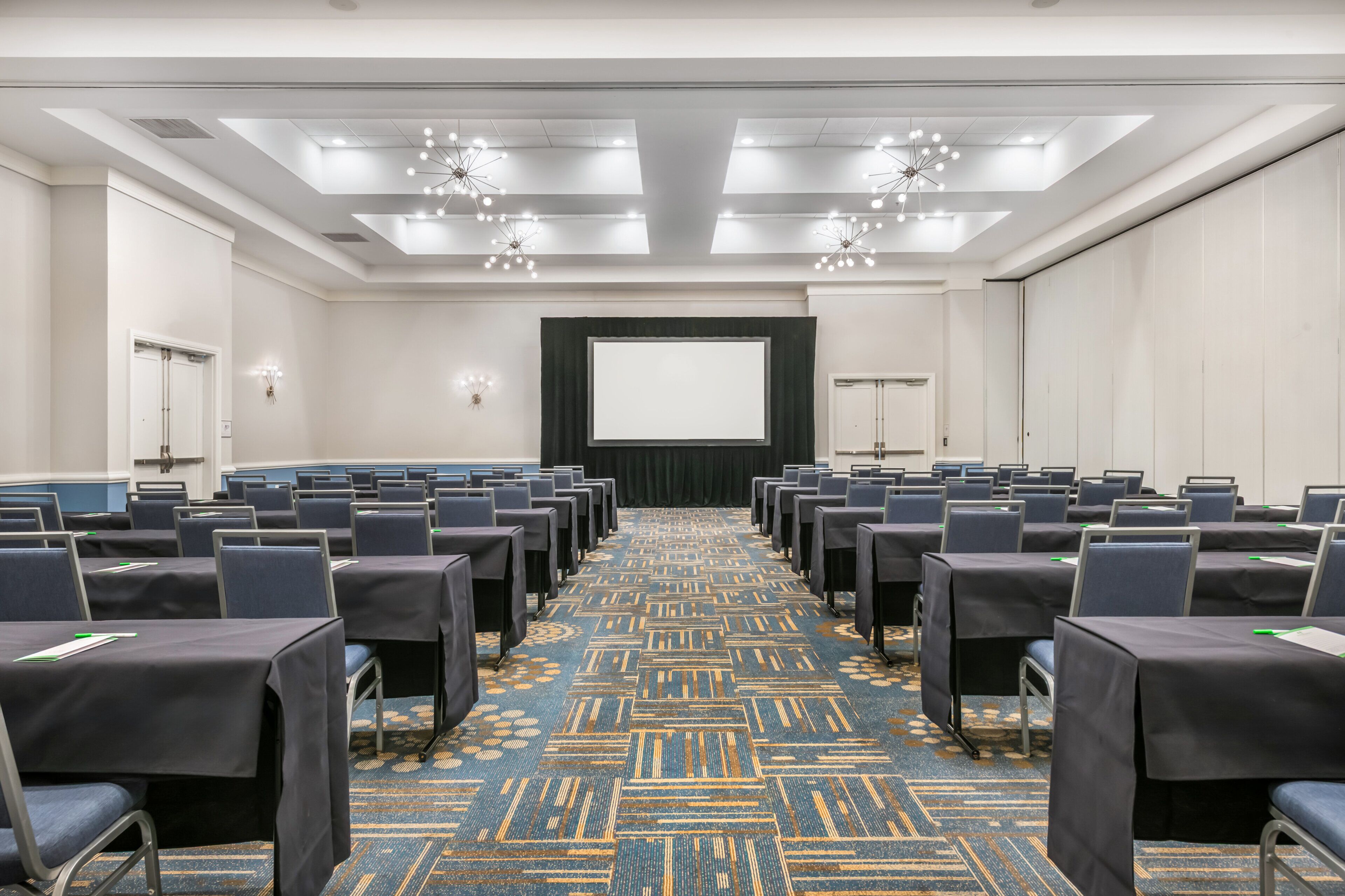 Photo - Holiday Inn Orlando – Disney Springs® Area by IHG