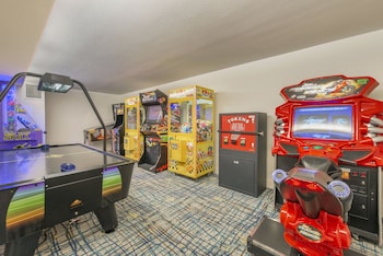 Arcade at Holiday Inn Orlando - Disney Springs® Area, an IHG Hotel