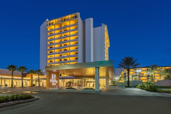 Exterior - Holiday Inn Orlando - Disney Springs® Area by IHG (Lake Buena Vista)