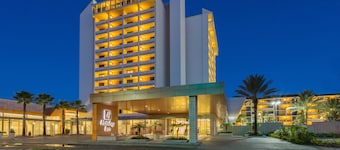 Holiday Inn Orlando - Disney Springs® Area by IHG