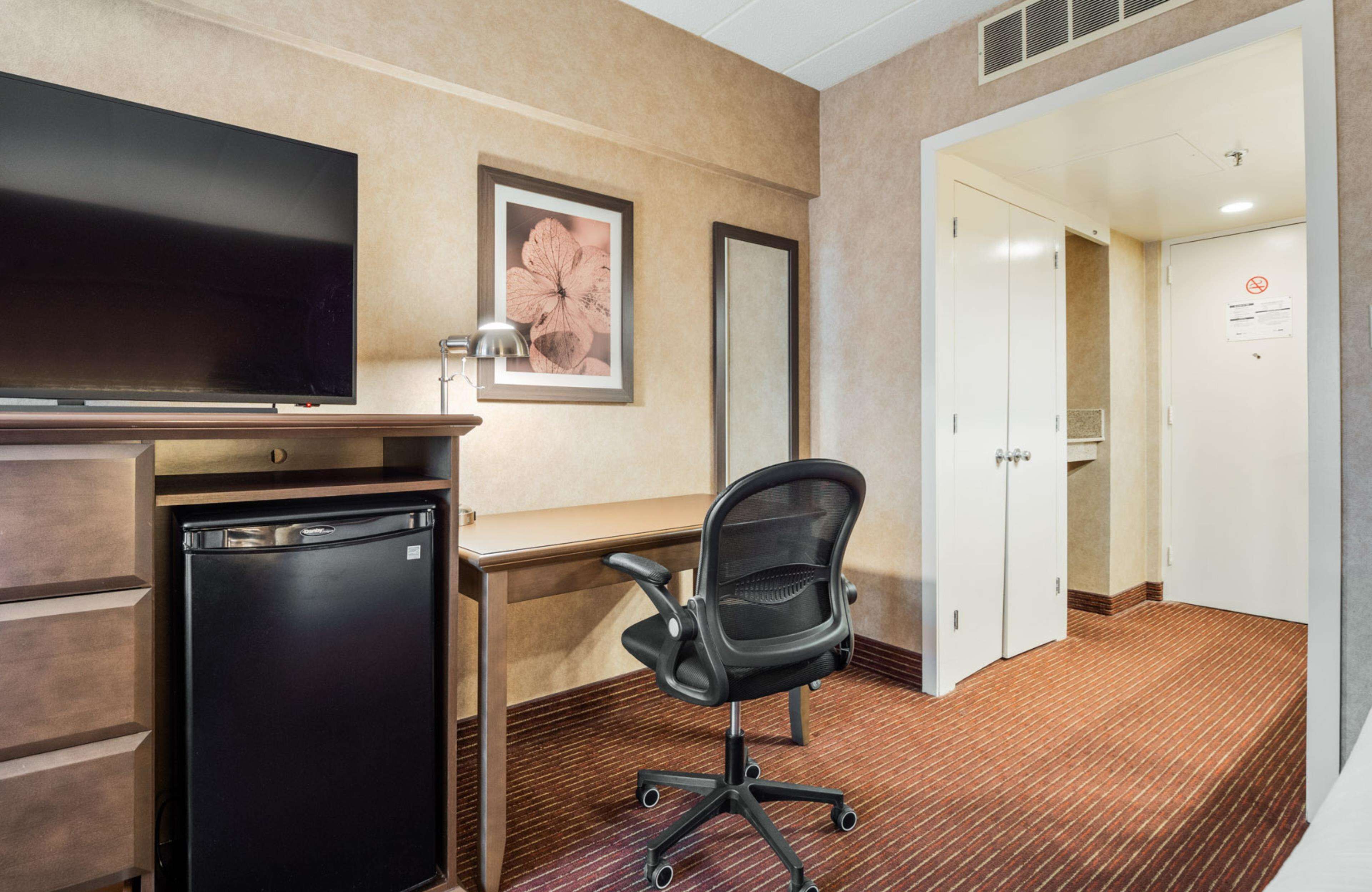 standard room, 2 queen beds, non smoking, tower | 1 bedroom, blackout curtains, iron/ironing board, free cots/infant beds