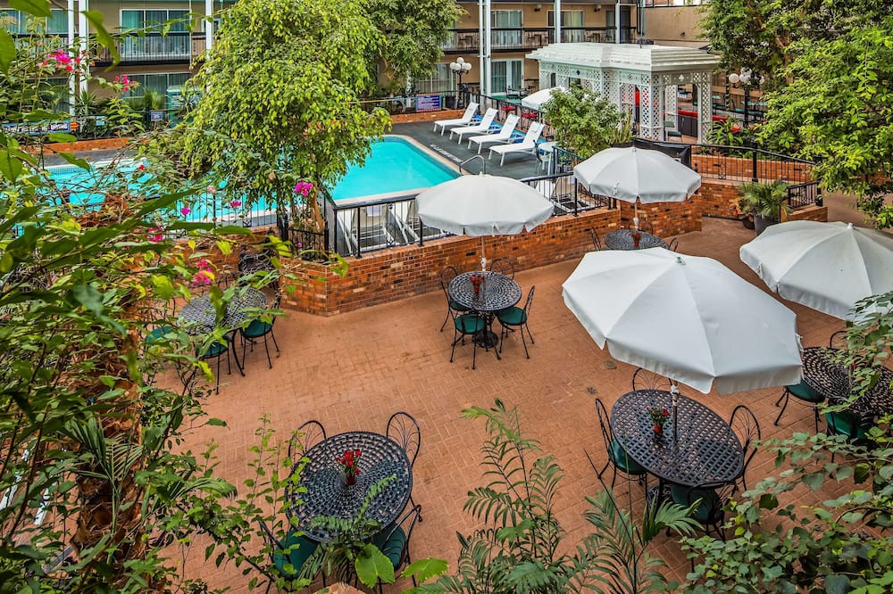 luxury hotels in Niagara Falls