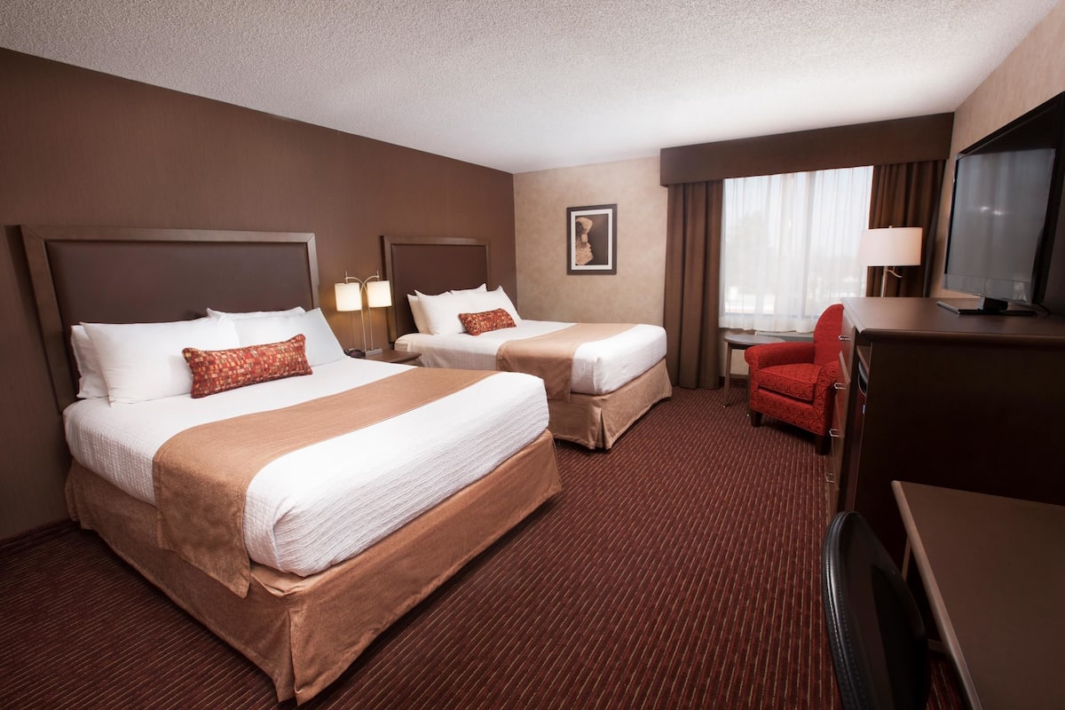 Standard Room, 2 Queen Beds, Non Smoking, Tower | Blackout drapes, iron/ironing board, free cribs/infant beds