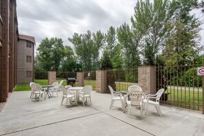 Property grounds - Cottonwood Suites Boise Riverside Downtown (Boise)