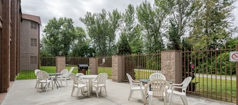 Cottonwood Suites Boise Riverside Downtown