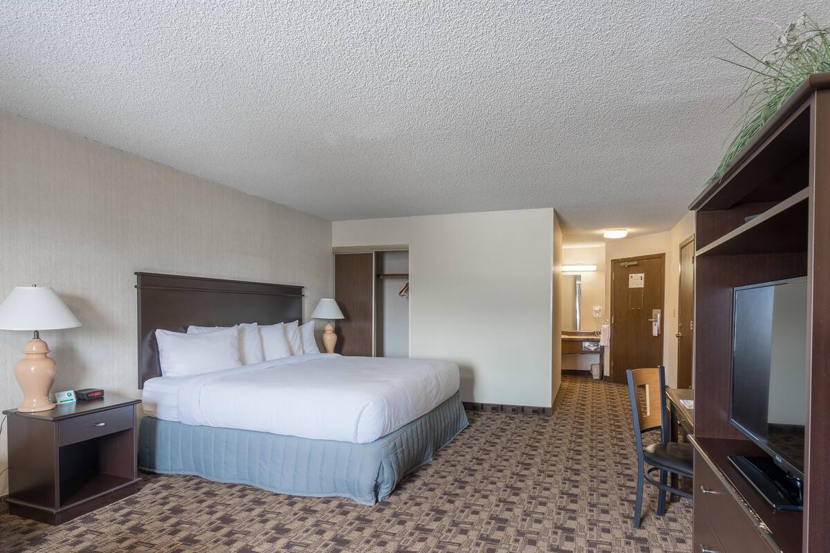 Desk, blackout drapes, iron/ironing board, WiFi (free)