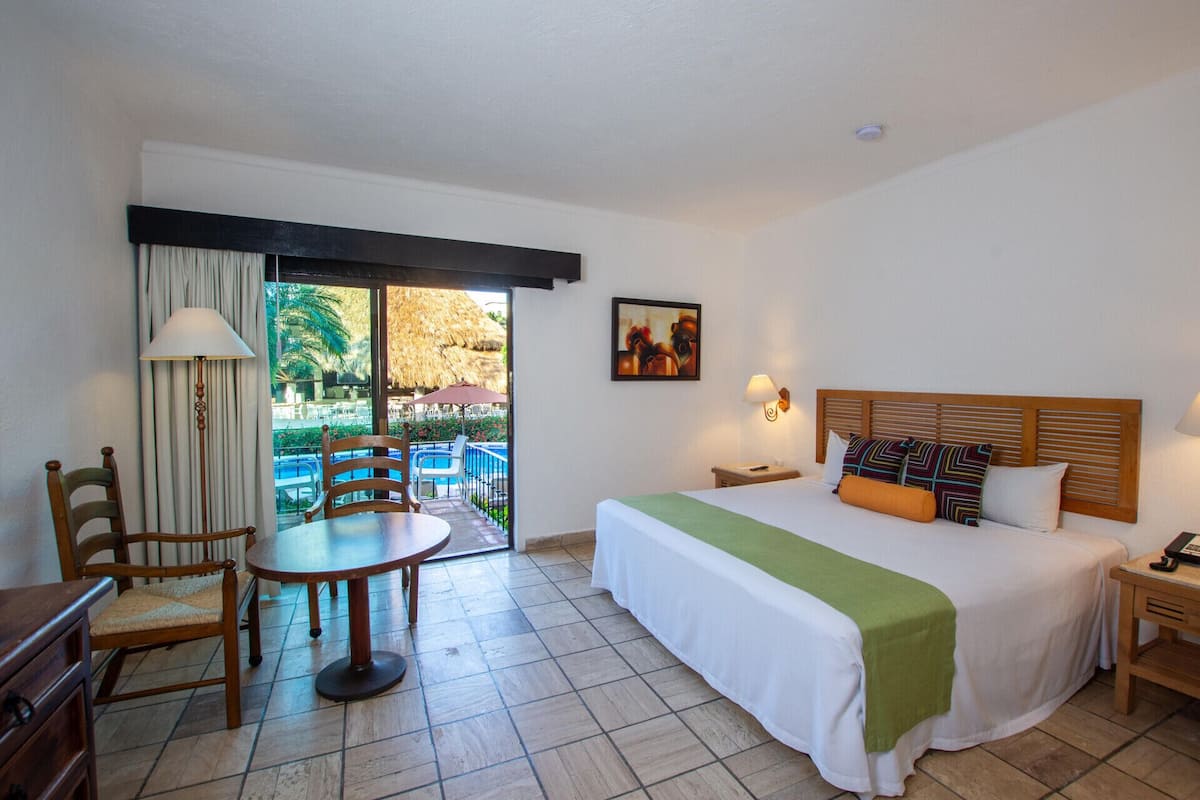 1 Schlafzimmer, Daunenbettdecken, Zimmersafe, Bügeleisen/Bügelbrett
