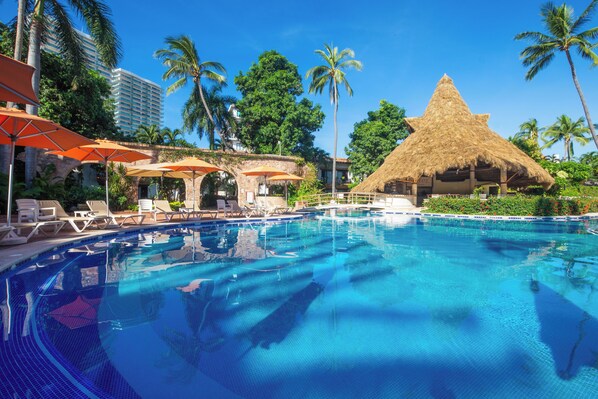 Outdoor pool, pool umbrellas, pool loungers