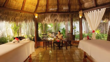 Masajes con piedras calientes, masajes de tejido profundo