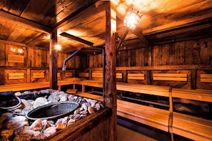 Couples treatment room(s), sauna, steam room, body treatments