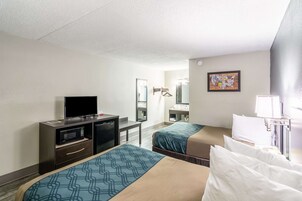1 bedroom, desk, laptop workspace, blackout drapes