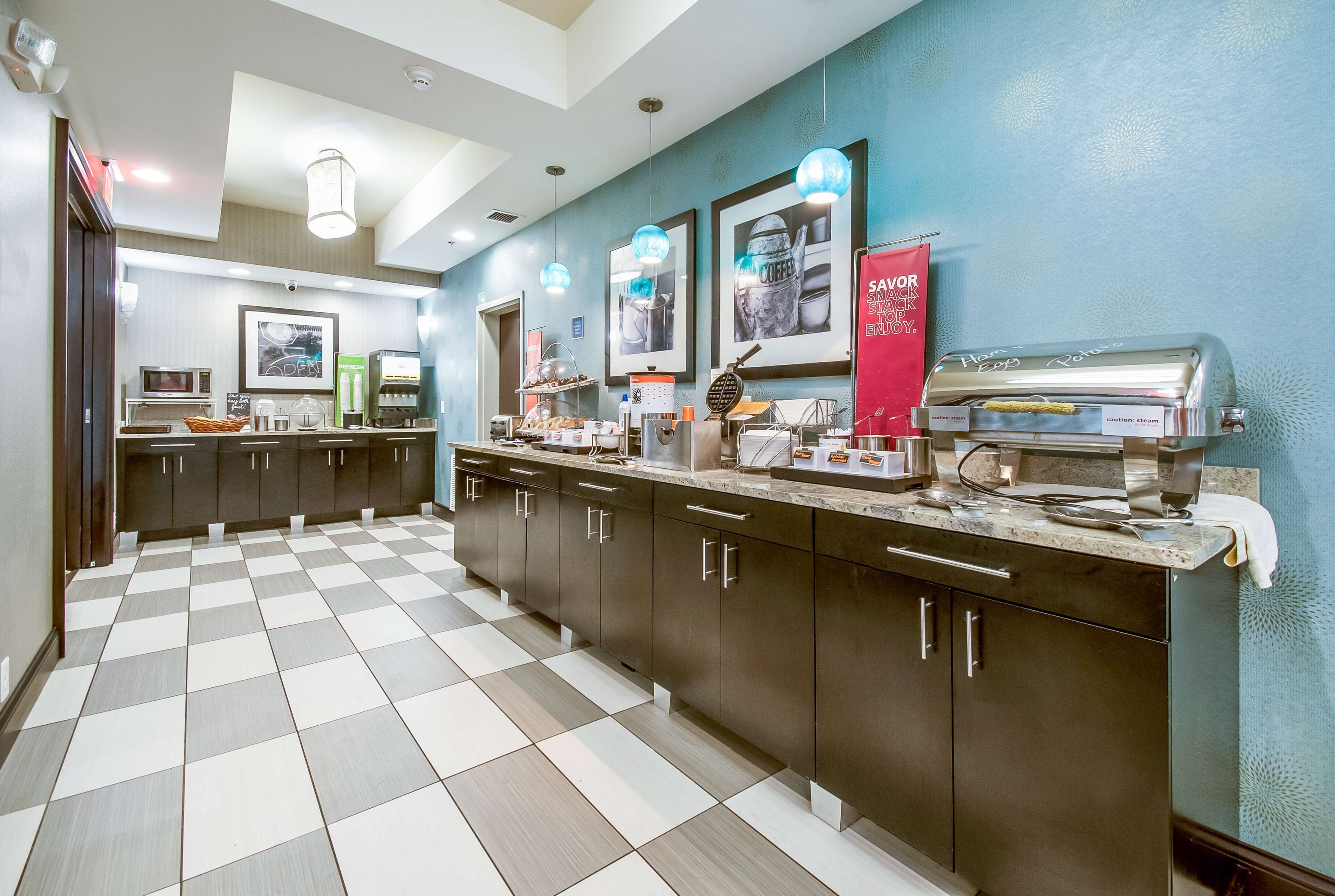 free daily self-service breakfast