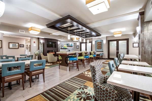 Free daily self-serve breakfast