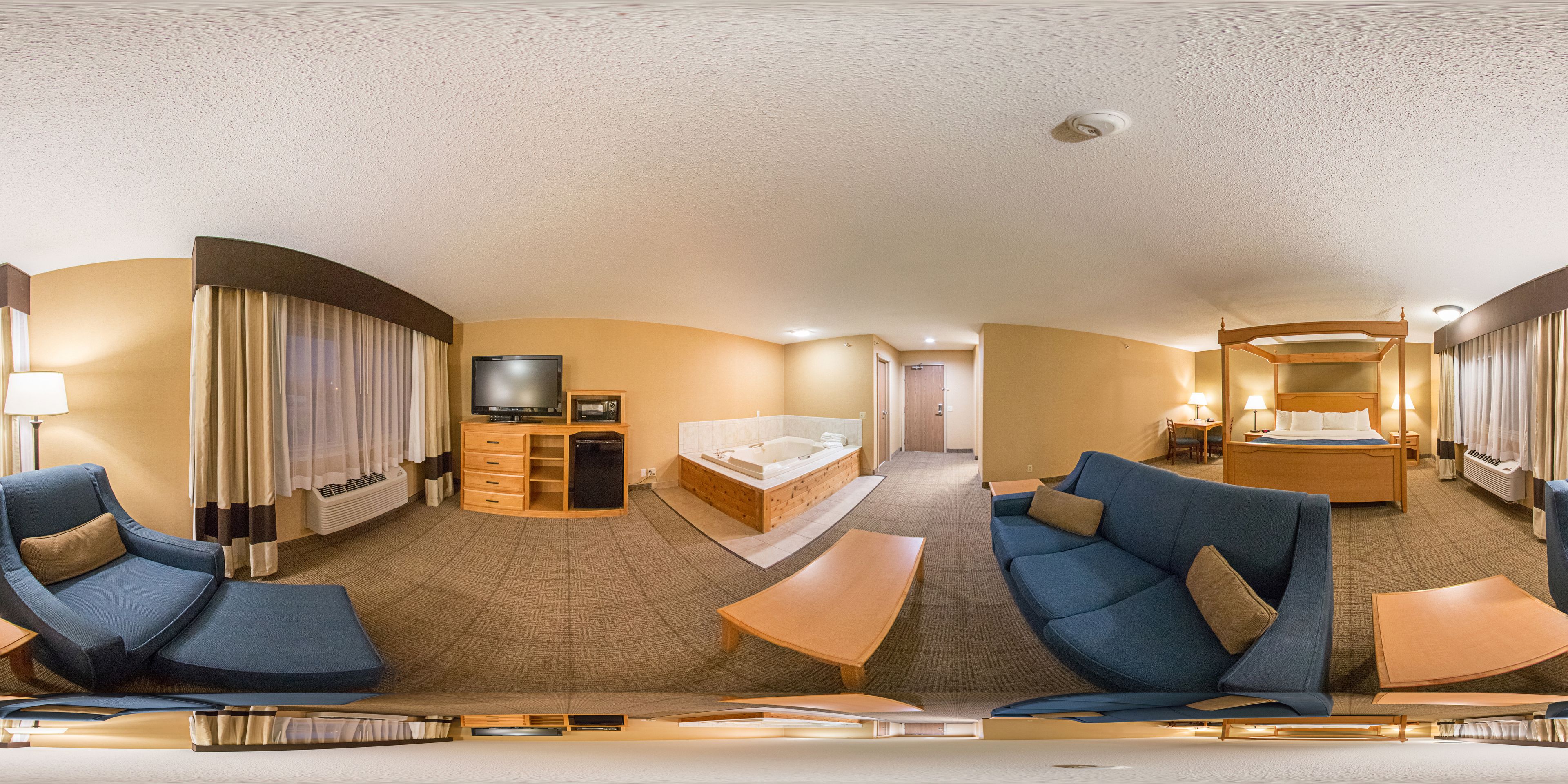 Suite, 1 King Bed, Non Smoking | In-room safe, desk, soundproofing, iron/ironing board