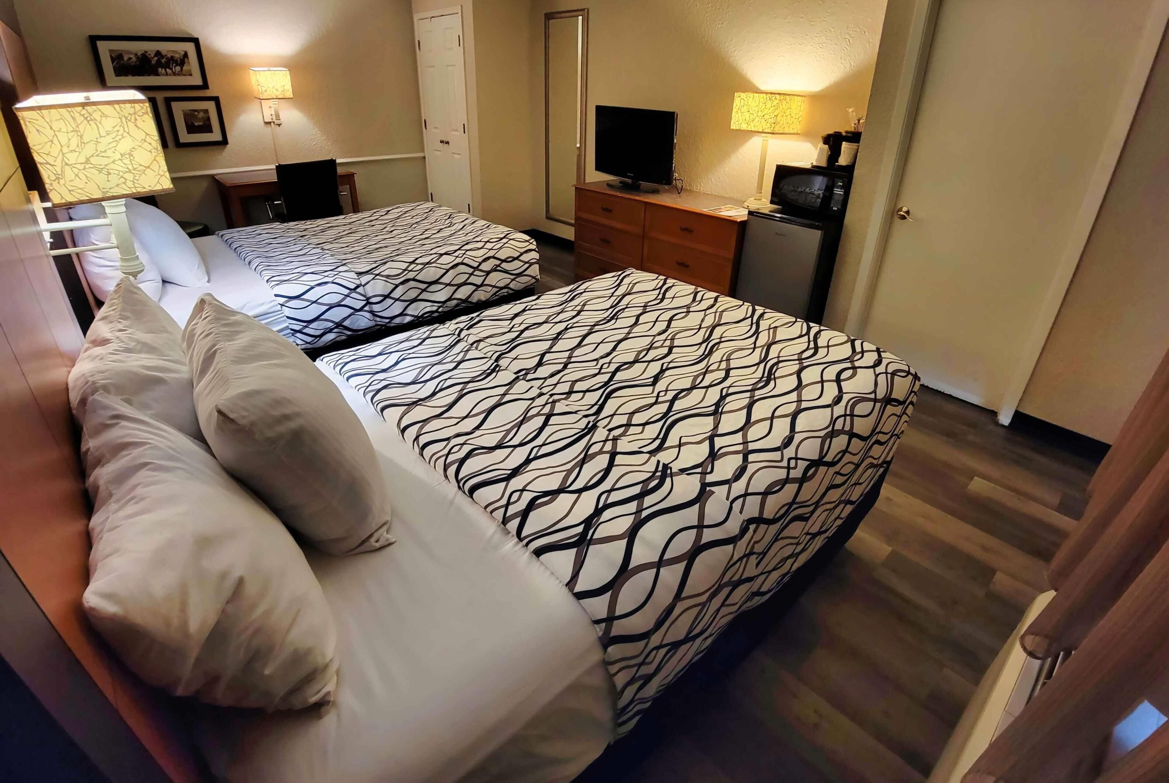 Ropa de cama de alta calidad, escritorio, sistema de insonorización