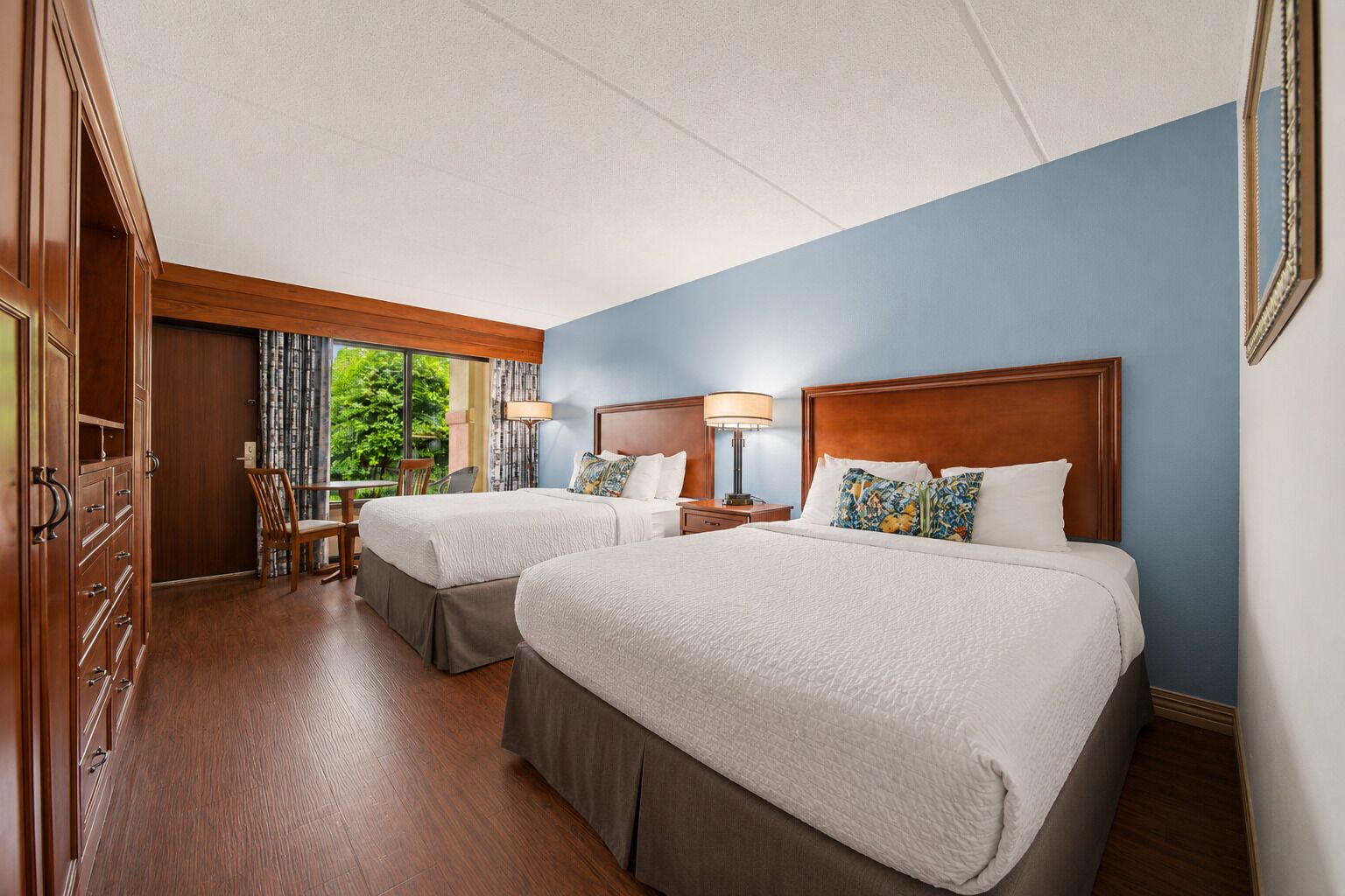 Double Room, Balcony, River View | Premium bedding, blackout drapes, soundproofing, iron/ironing board
