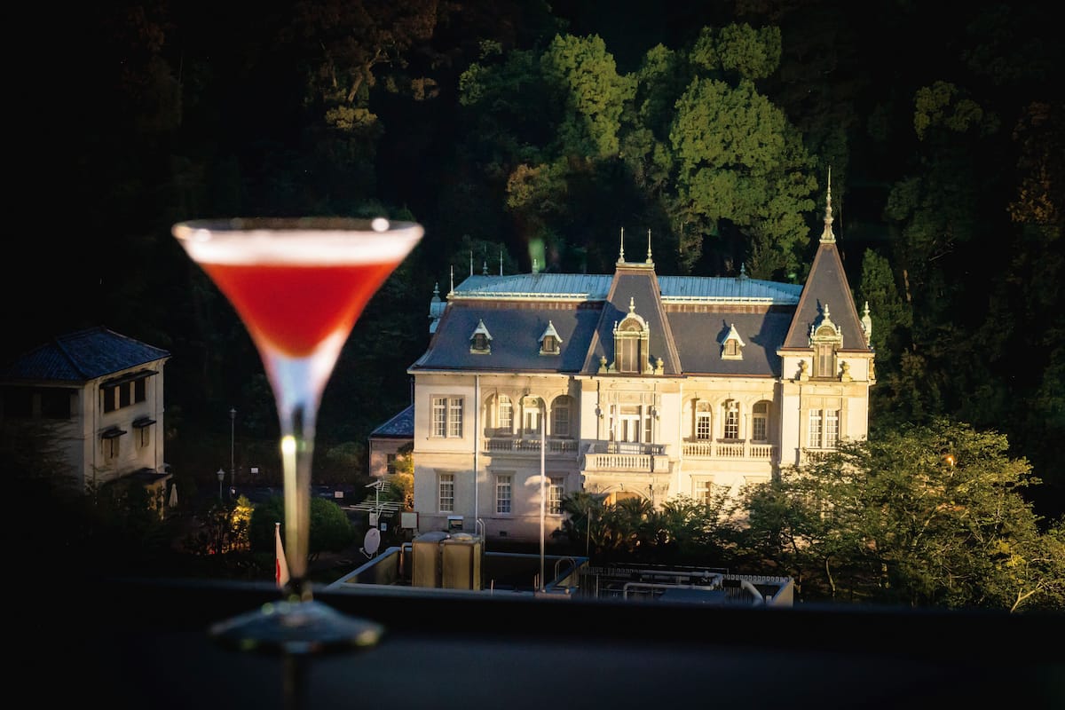 3 restaurants, breakfast, lunch, dinner served; japanese cuisine