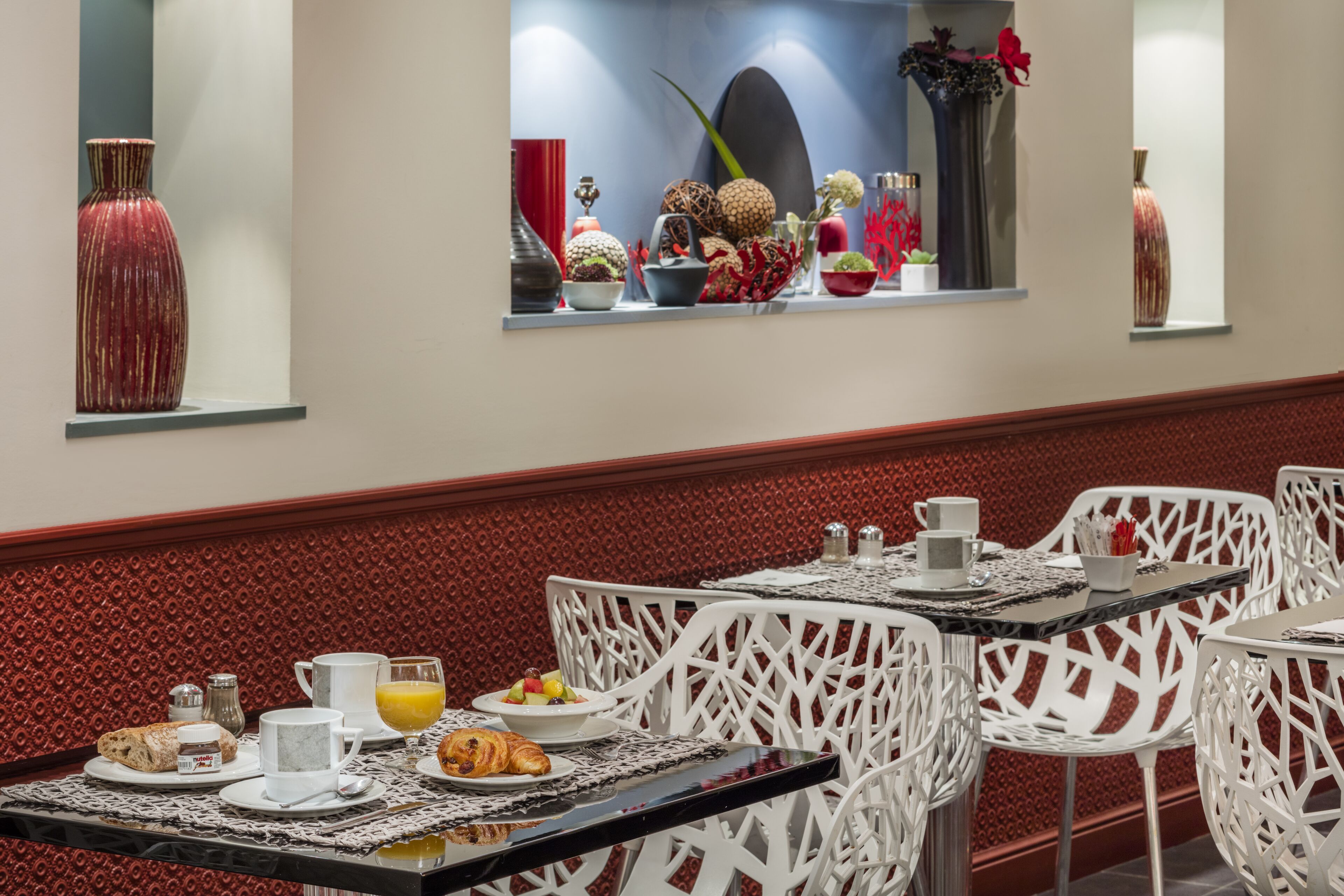 daily buffet breakfast (eur 22 per person)