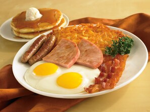 Food and drink - Fallsview Hotel (Niagara Falls)