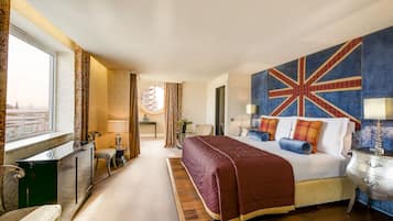 The Kings Penthouse Suite | Premium bedding, minibar, in-room safe, desk