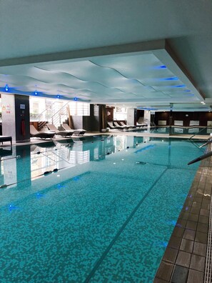 Indoor pool, open 8:00 AM to 8:00 PM, pool loungers - The Chelsea Harbour Hotel & Spa London (London)
