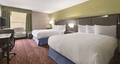 Days Inn by Wyndham Ottawa