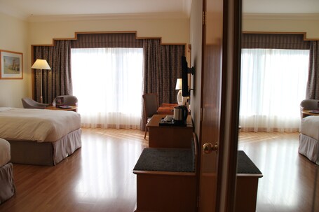 Millennium Downtown - Image 76
