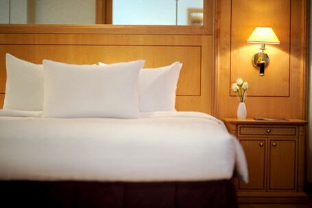 Millennium Downtown - Image 38