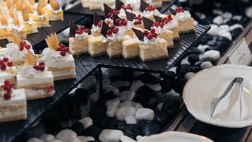 Frokostbuffé hver dag (AED 99 per person)