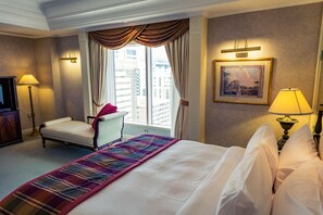 Suite, 1 Bedroom, Smoking | Premium bedding, pillowtop beds, minibar, in-room safe - Millennium Downtown (Abu Dhabi)