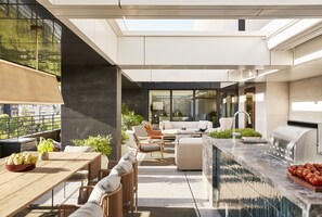 Royal Anglada House | Terrace/patio
