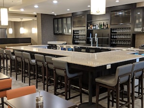 Restaurant - Holiday Inn Champaign by IHG (Champaign)